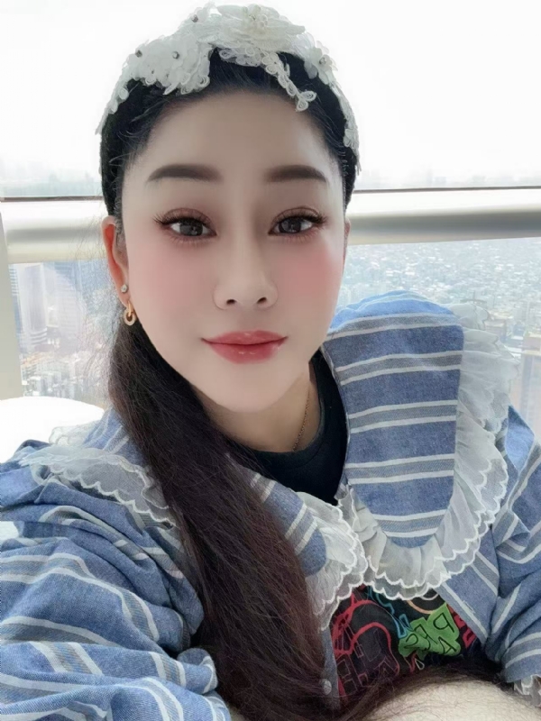 萱草沐晴的第一张照片--绍兴相亲服务中心