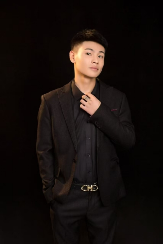 刘小船的第一张照片--绍兴相亲服务中心