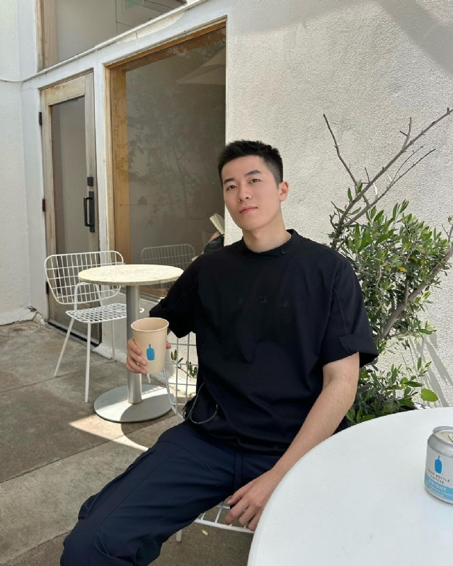 VV的第二张照片--绍兴相亲服务中心