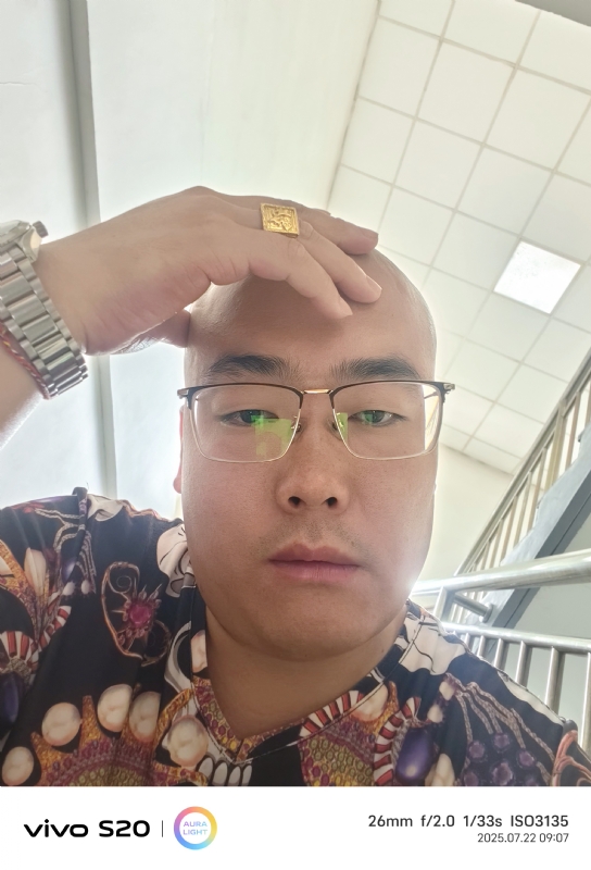 一生诺言的第五张照片--绍兴相亲服务中心