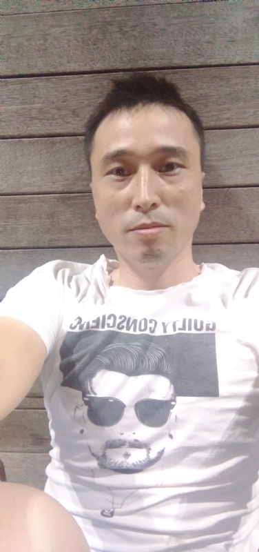 笑看一切的第一张照片--绍兴相亲服务中心