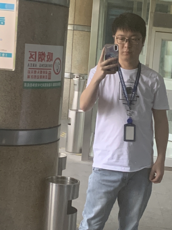 潜伏的第一张照片--绍兴相亲服务中心