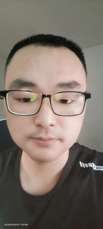 潮湿的心的第一张照片--绍兴相亲服务中心