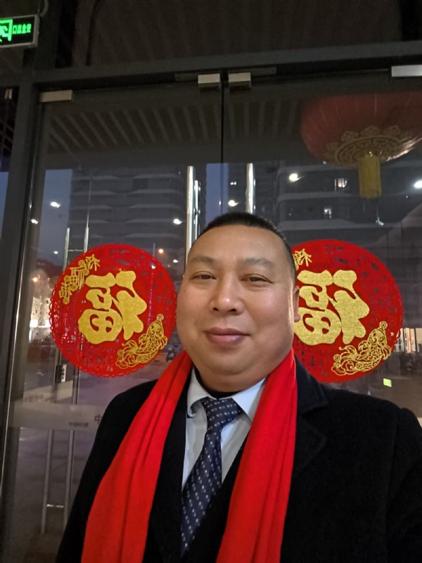 半百悟红尘的第一张照片--绍兴相亲服务中心