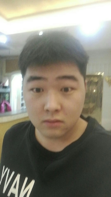 丹尼的第二张照片--绍兴相亲服务中心