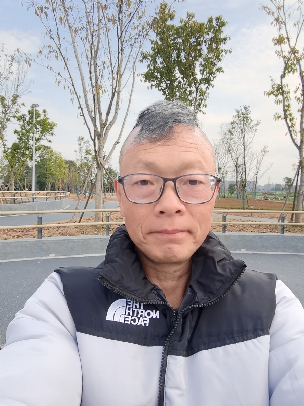 做喜欢的事的第一张照片--绍兴相亲服务中心