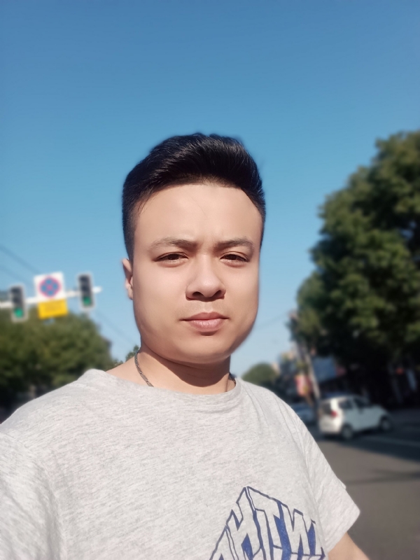 简简单单的第二张照片--绍兴相亲服务中心