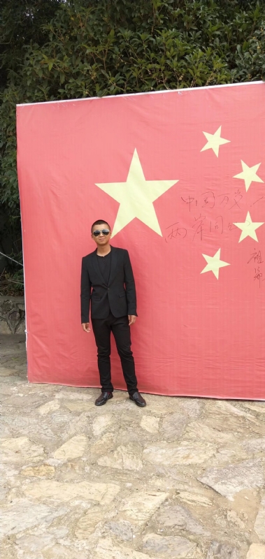 奔腾的小乌鸦的第一张照片--绍兴相亲服务中心