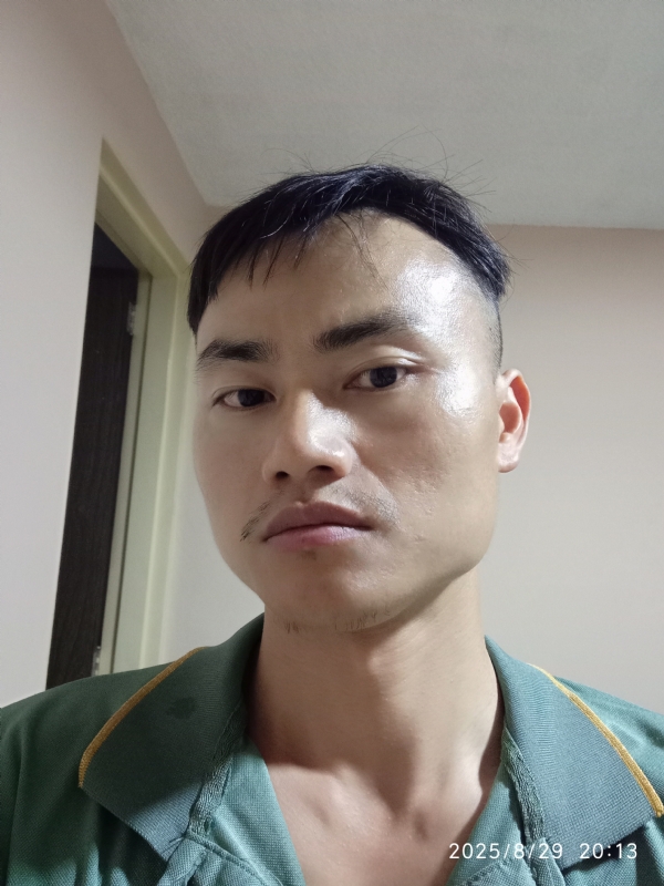 自简的第一张照片--绍兴相亲服务中心