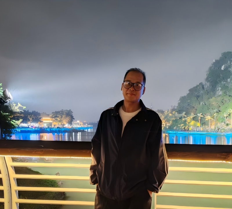 高山流云的第一张照片--绍兴相亲服务中心