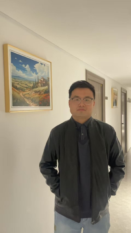 半瓶子的第一张照片--绍兴相亲服务中心