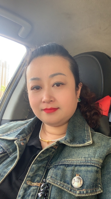 云中的蝶的第一张照片--绍兴相亲服务中心