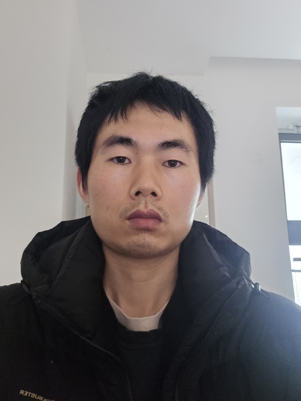 洛华晟的第三张照片--绍兴相亲服务中心