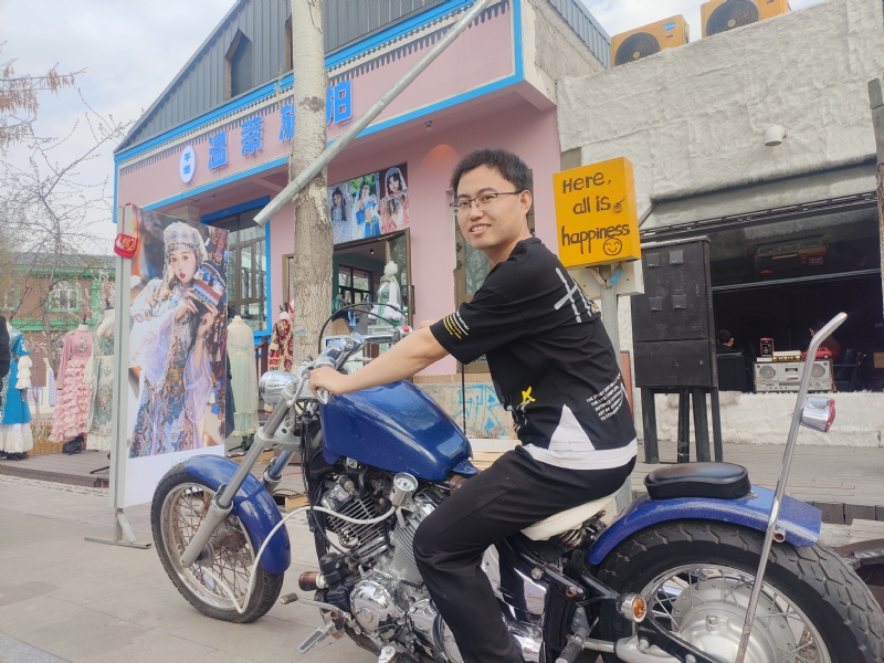 栉风的第一张照片--绍兴相亲服务中心