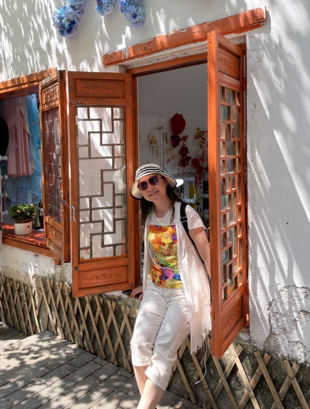 stella的第三张照片--绍兴相亲服务中心